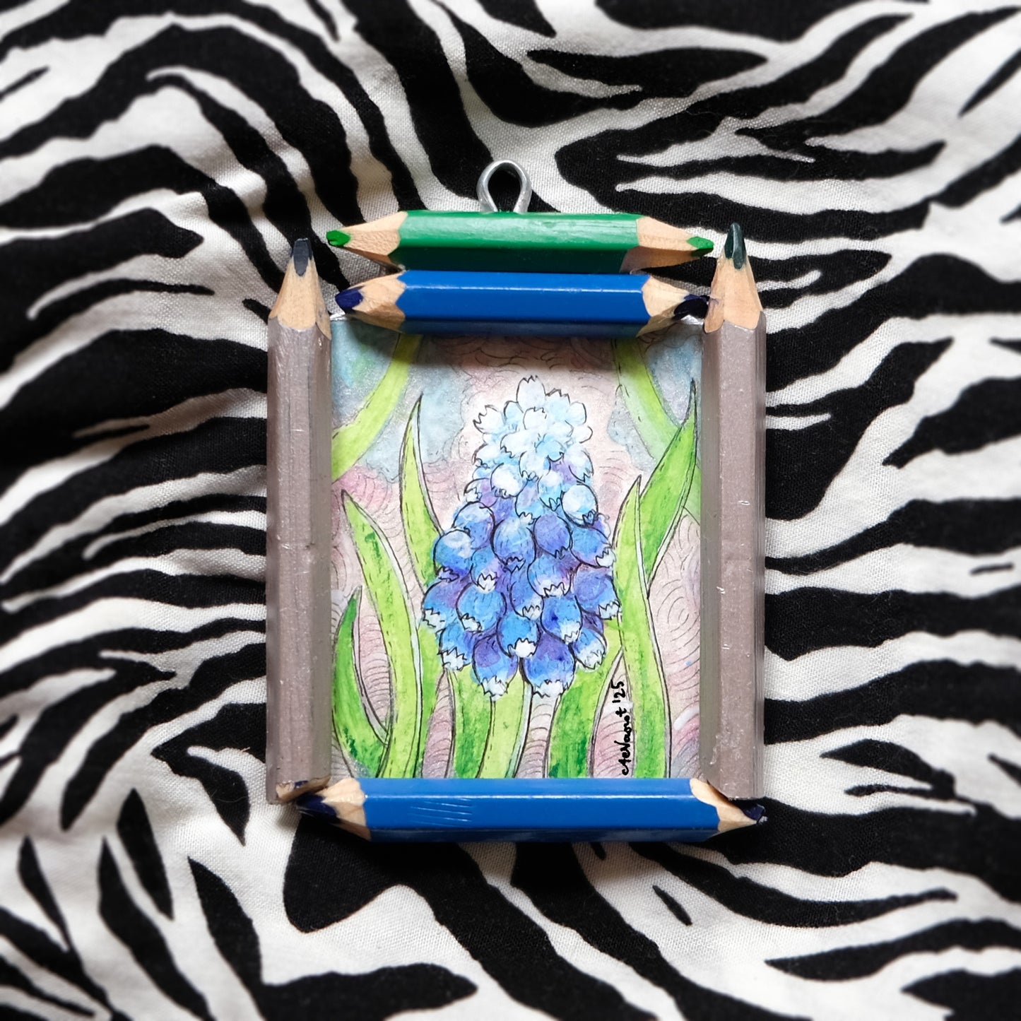 "Childhood Dream": Muscari (Grape Hyacinth) in Silver, Blue and Green