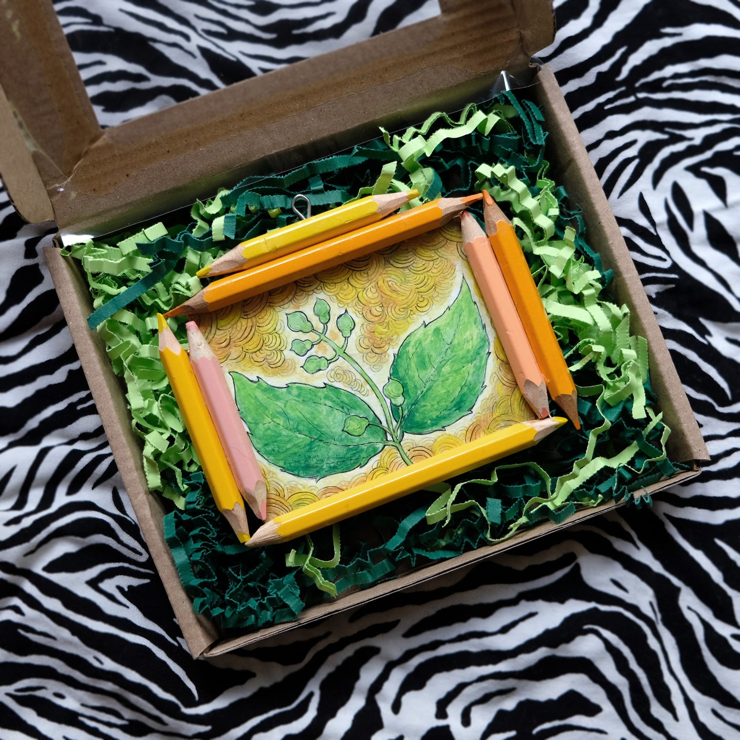 "Protective friend": Philadelphus (Mock-Orange) leaves in Yellow, Orange and Gold
